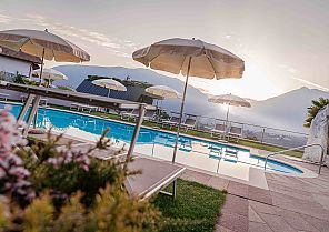 Meran/Schenna: Natur, Kultur & Kulinarik mit Panoramablick