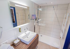 Hotel Zur alten Post, Zimmerbeispiel Bad